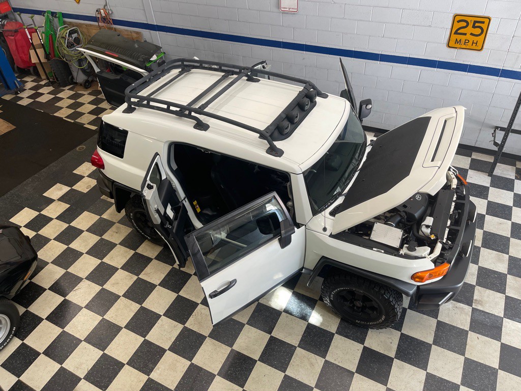 2008 Toyota FJ Cruiser Image 23
