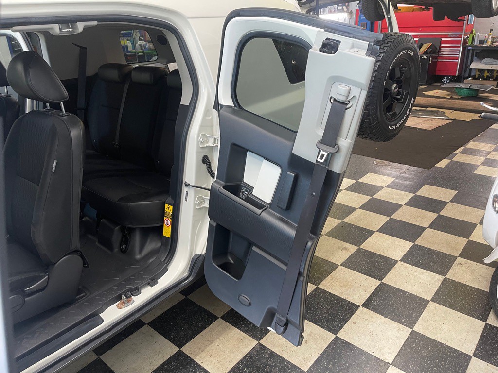 2008 Toyota FJ Cruiser Image 51