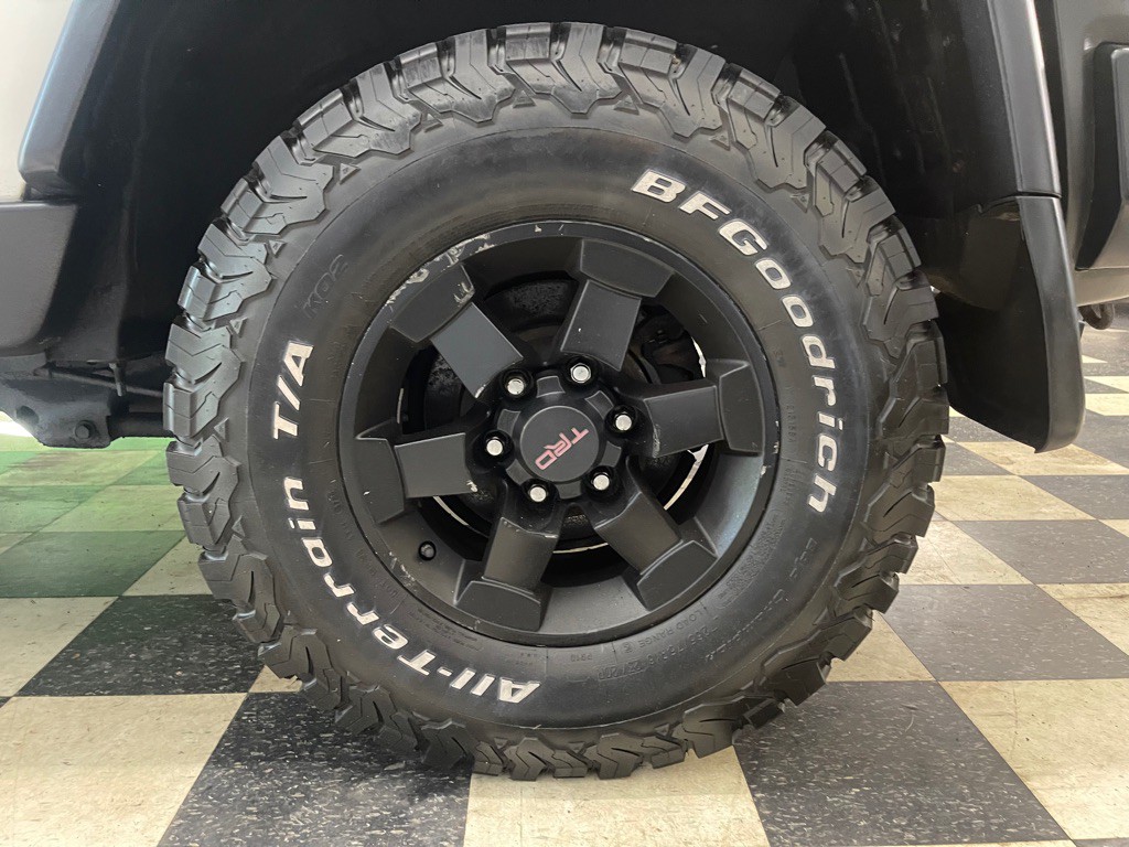 2008 Toyota FJ Cruiser Image 95