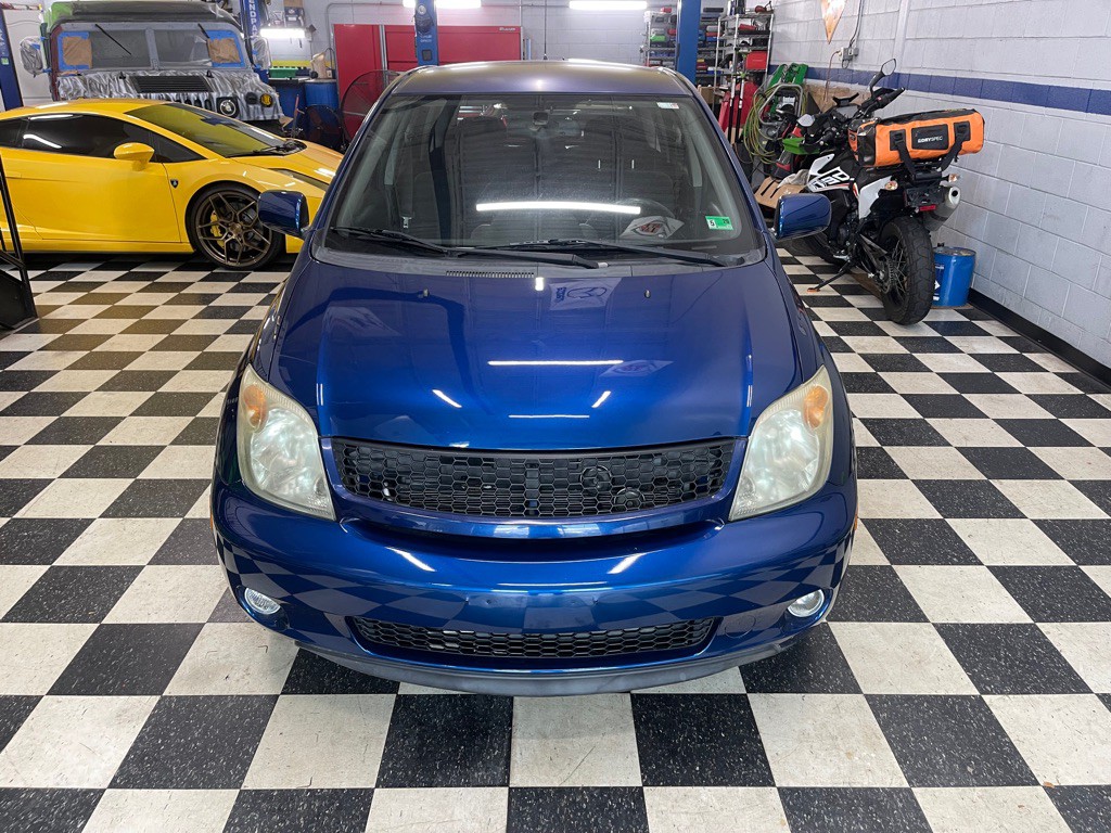 2005 Scion xA Image 1