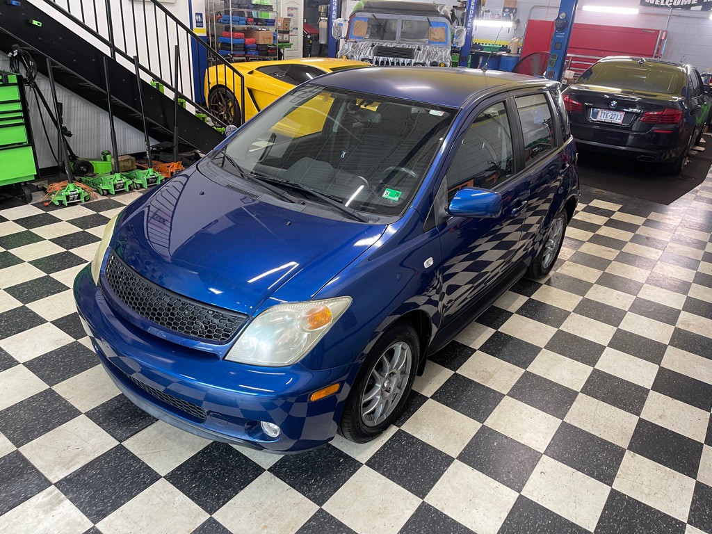 2005 Scion xA Image 11