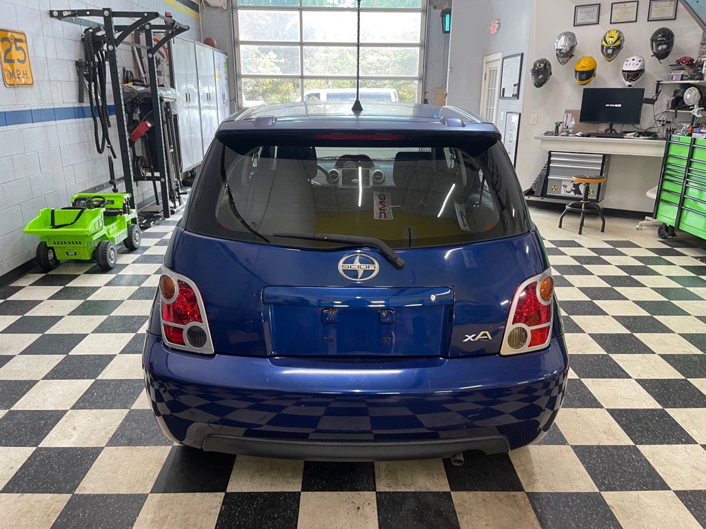 2005 Scion xA Image 18
