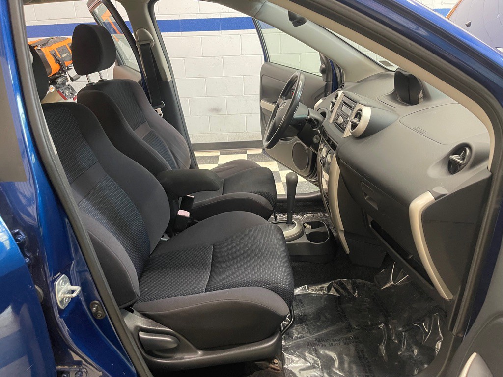 2005 Scion xA Image 76
