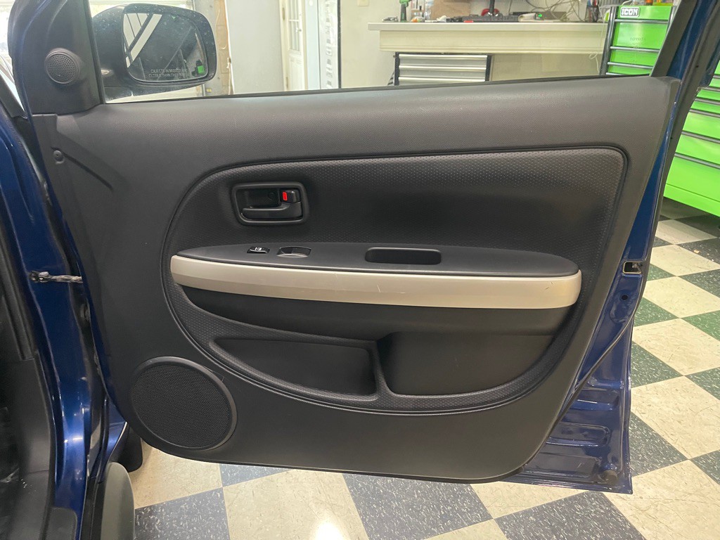 2005 Scion xA Image 93