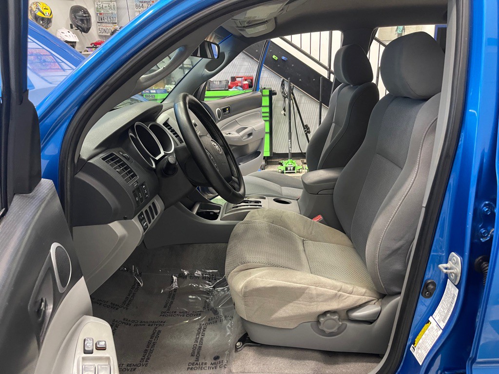 2007 Toyota Tacoma Image 25