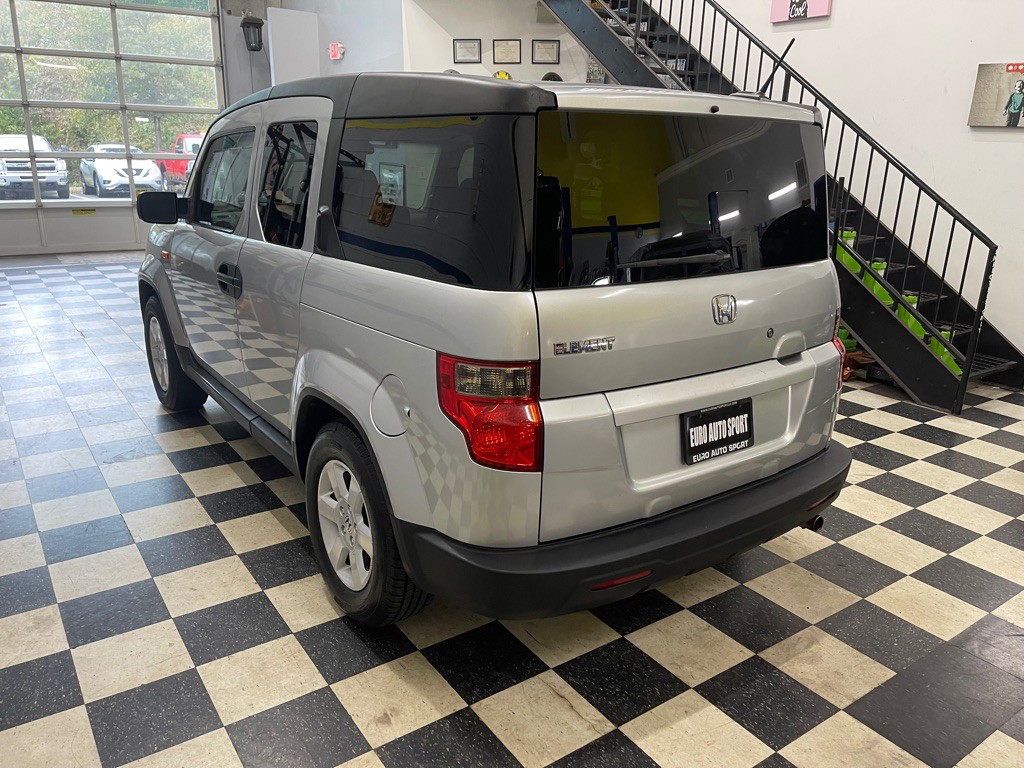 2010 Honda Element Image 8