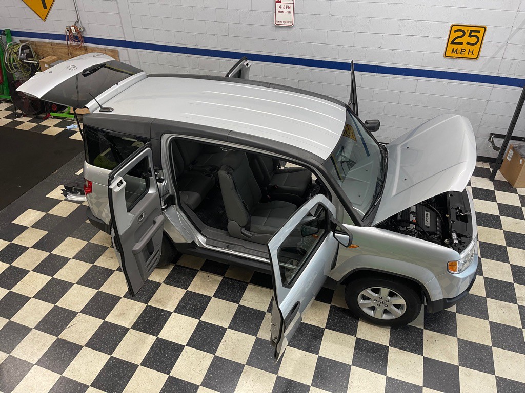 2010 Honda Element Image 18