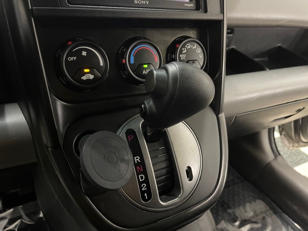2010 Honda Element Image 32