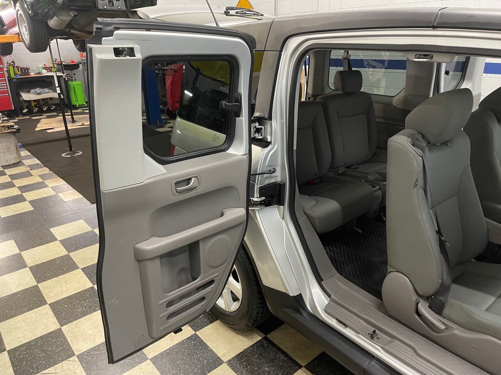 2010 Honda Element Image 46