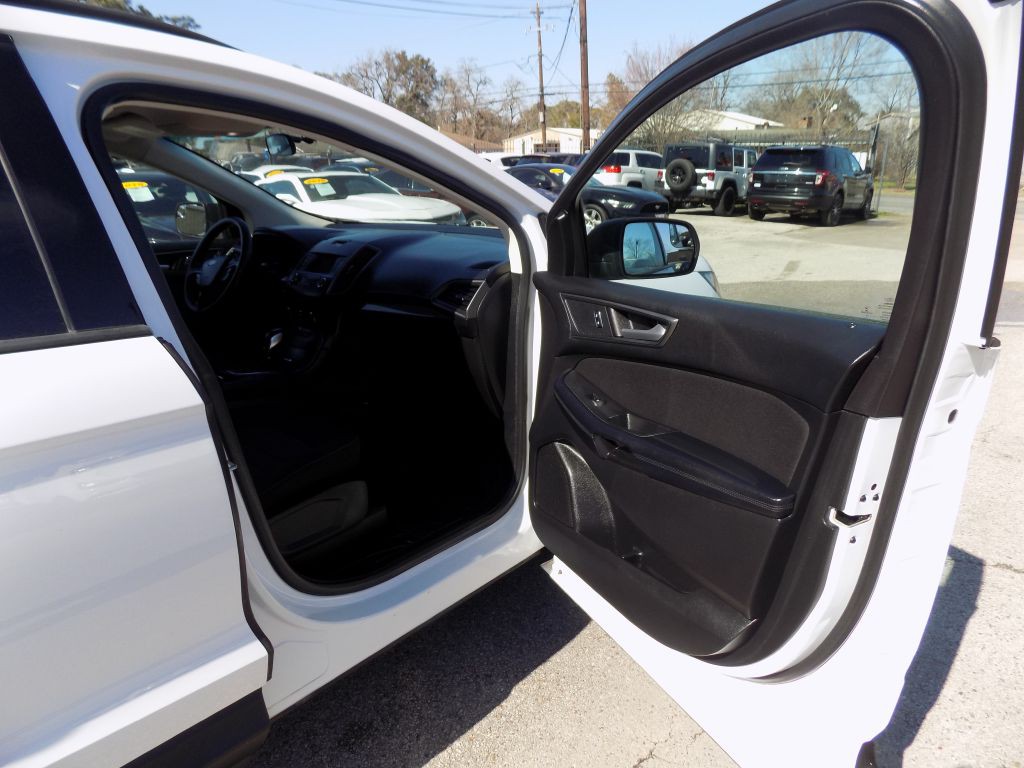 2018 Ford Edge Image 10
