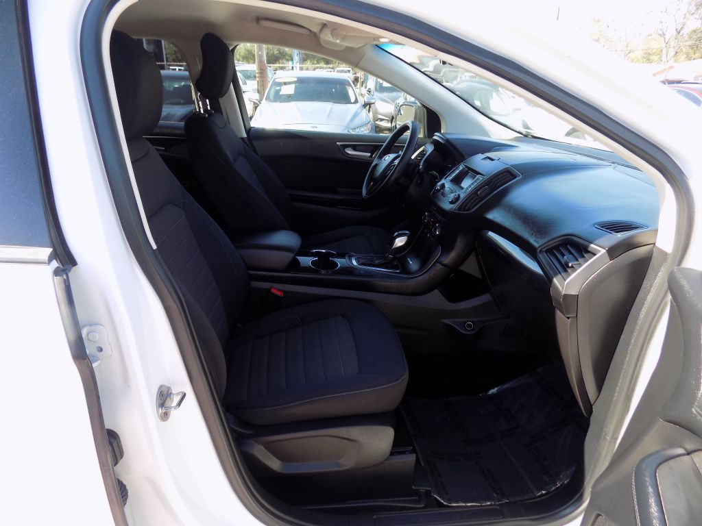 2018 Ford Edge Image 11