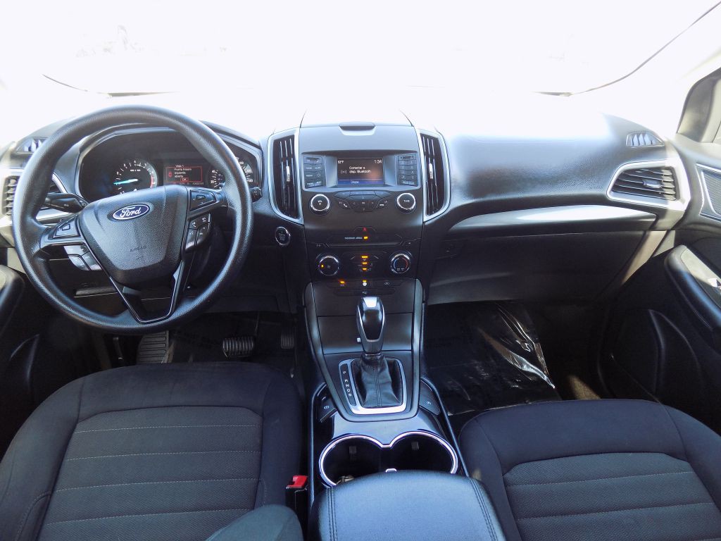 2018 Ford Edge Image 16