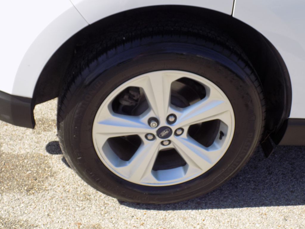 2018 Ford Edge Image 21