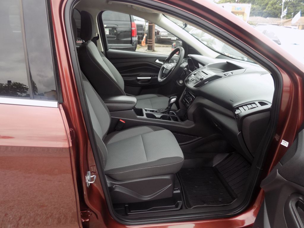 2018 Ford Escape Image 10