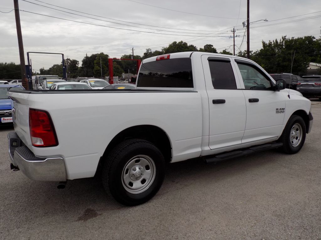 2018 RAM 1500 Image 6