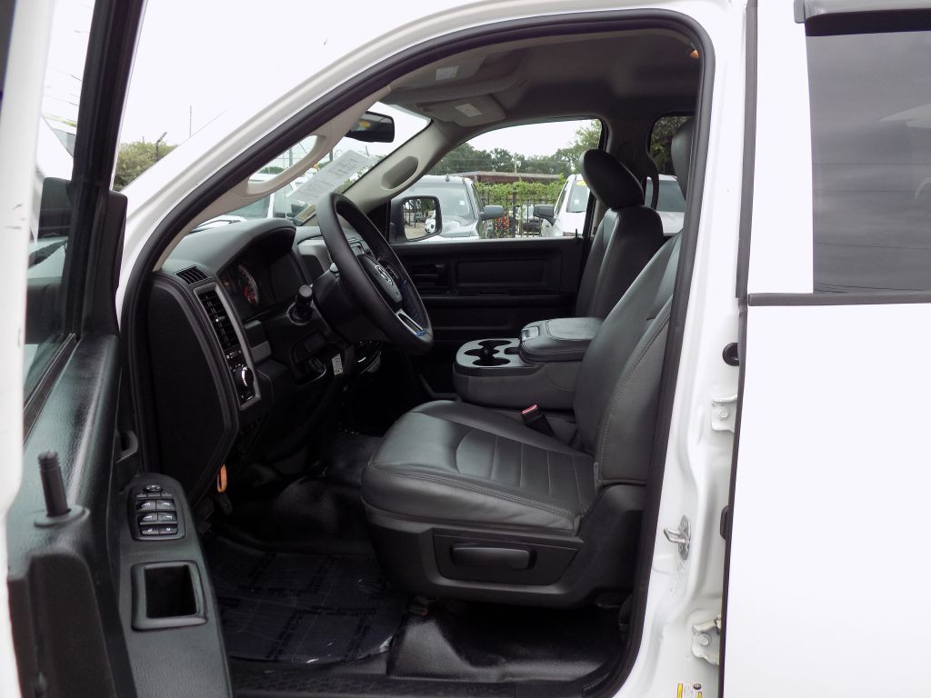 2018 RAM 1500 Image 9