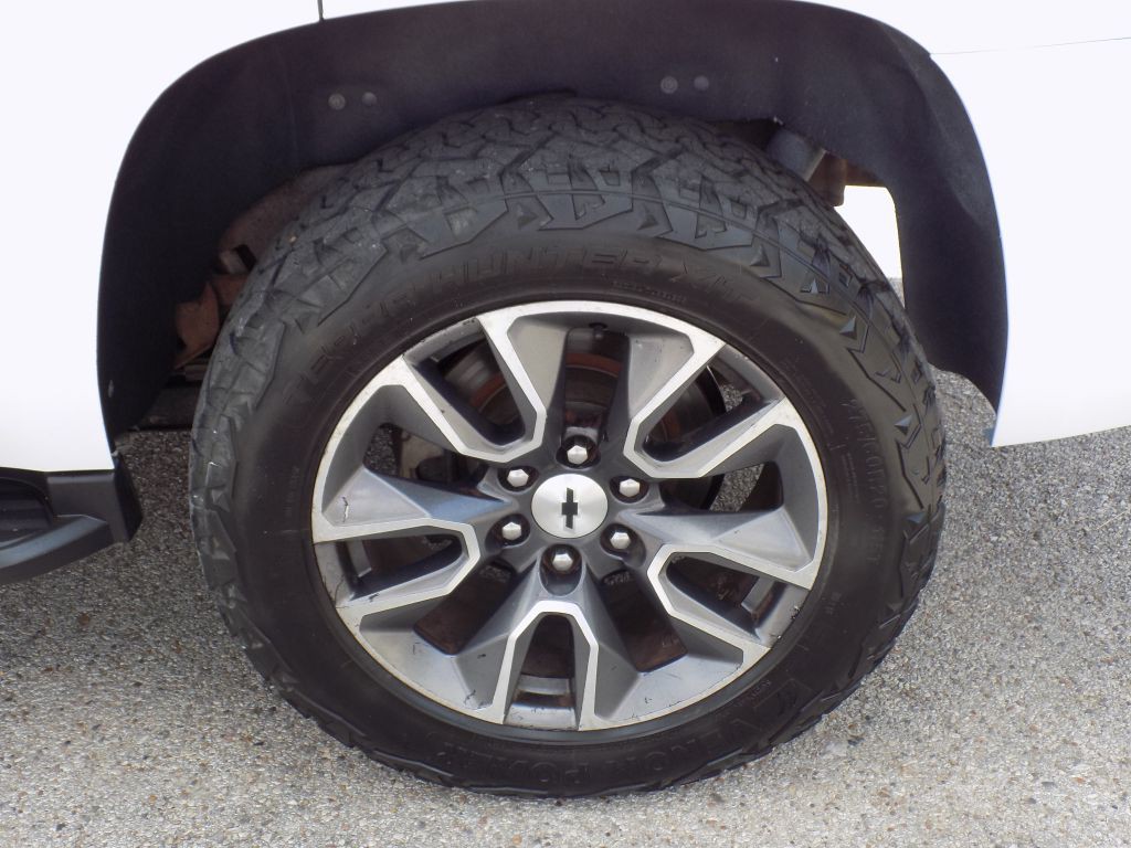 2019 Chevrolet Tahoe Image 22
