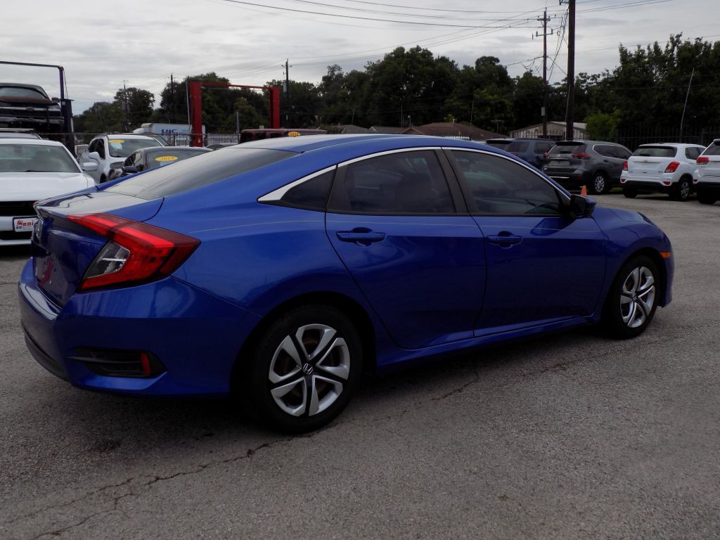 2017 Honda Civic Image 6