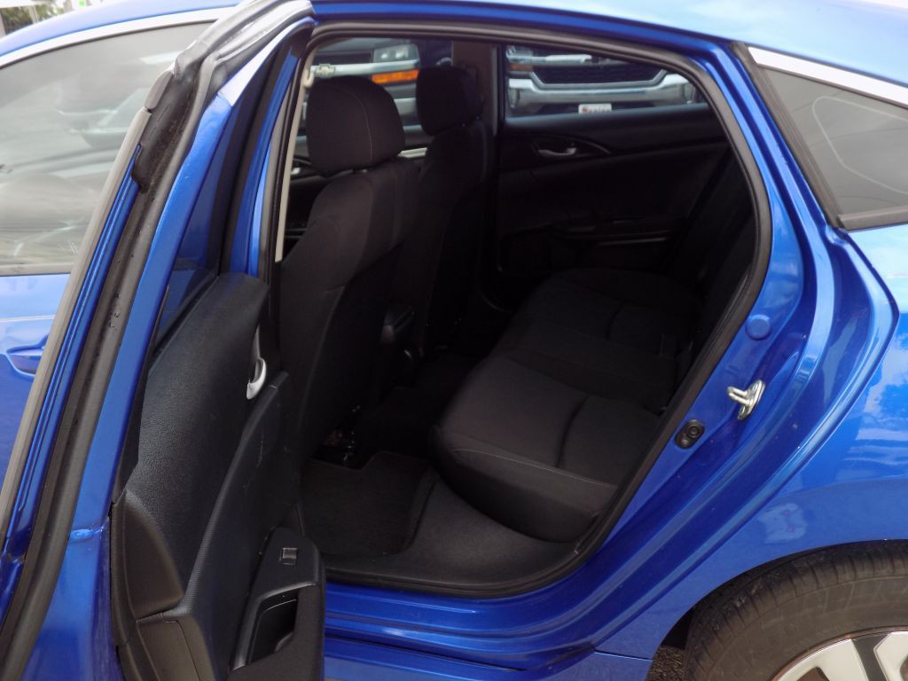 2017 Honda Civic Image 10