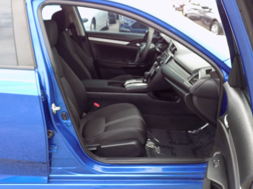 2017 Honda Civic Image 12