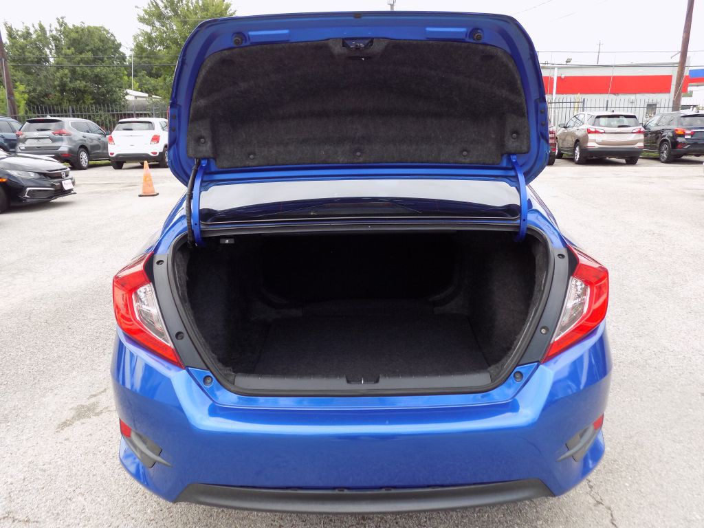 2017 Honda Civic Image 15