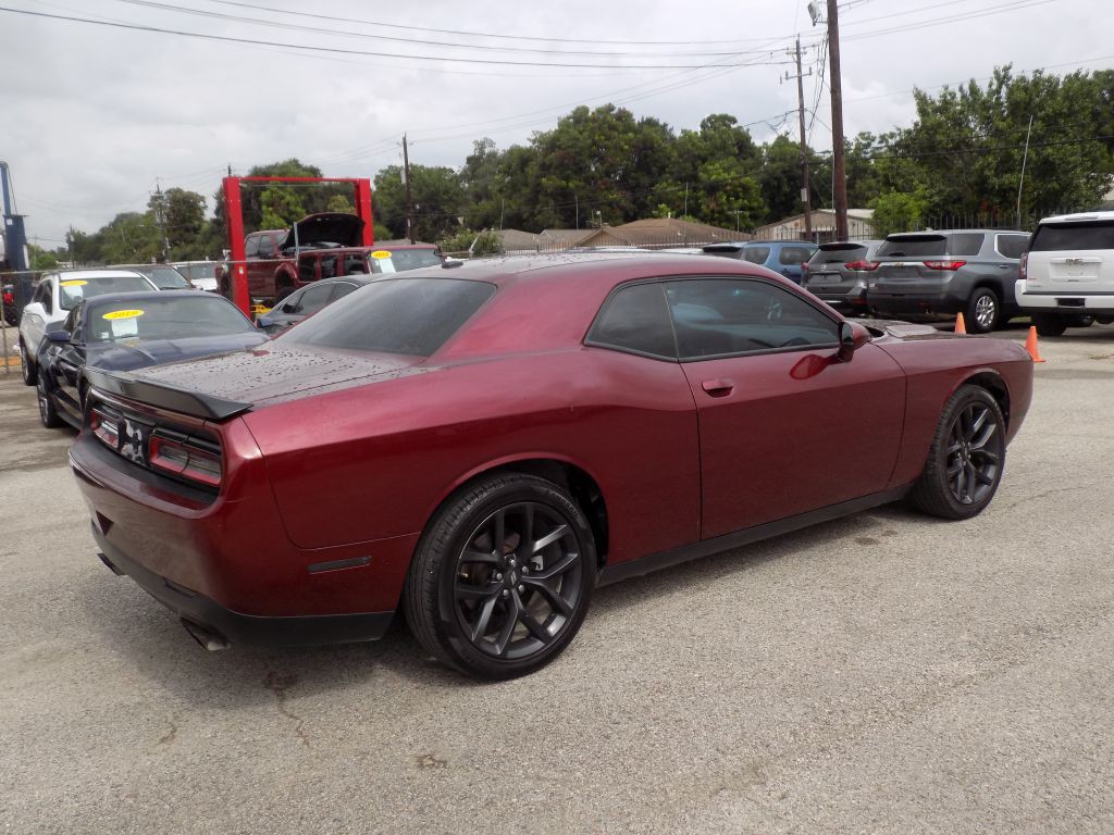 2021 Dodge Challenger Image 5