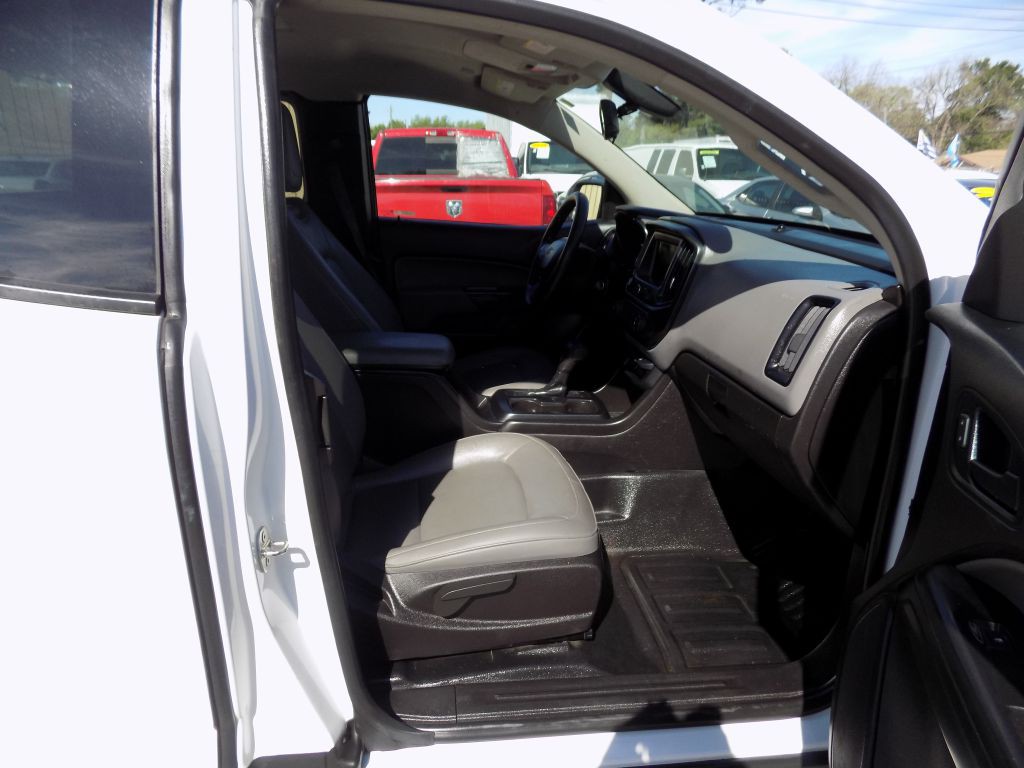 2019 Chevrolet Colorado Image 17