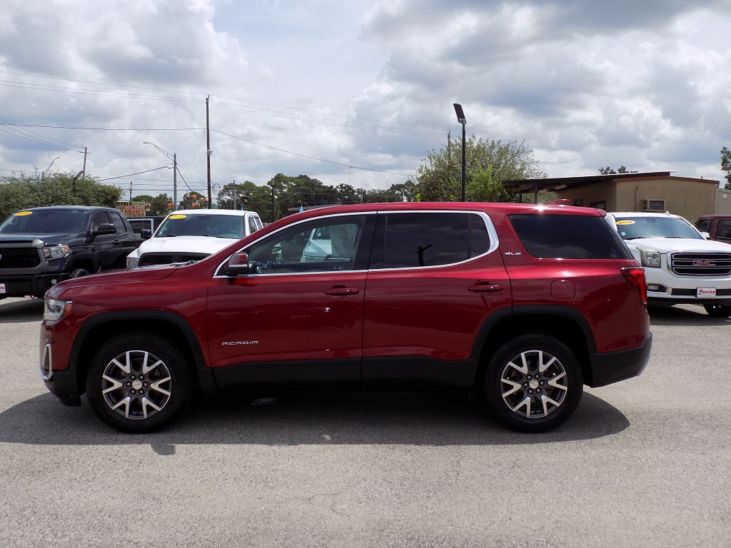 2020 GMC Acadia Image 3