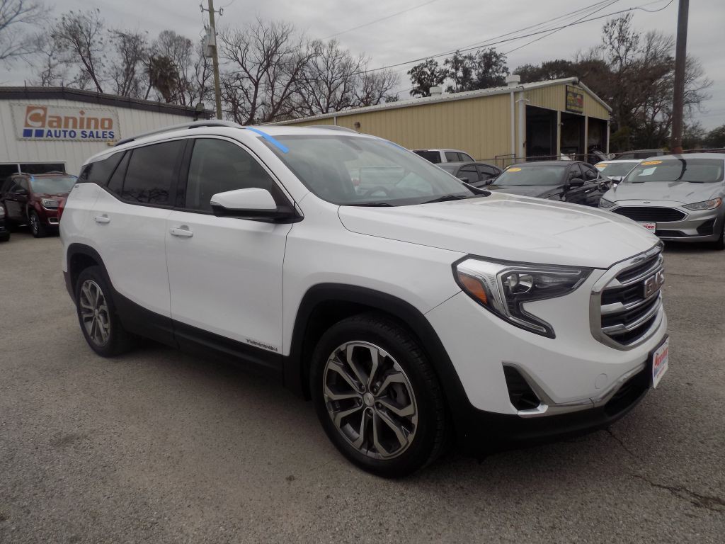 2019 GMC Terrain Image 2