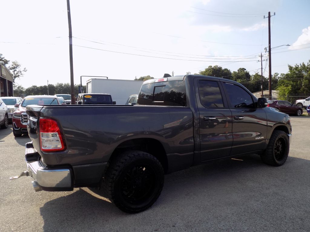 2019 RAM 1500 Image 6