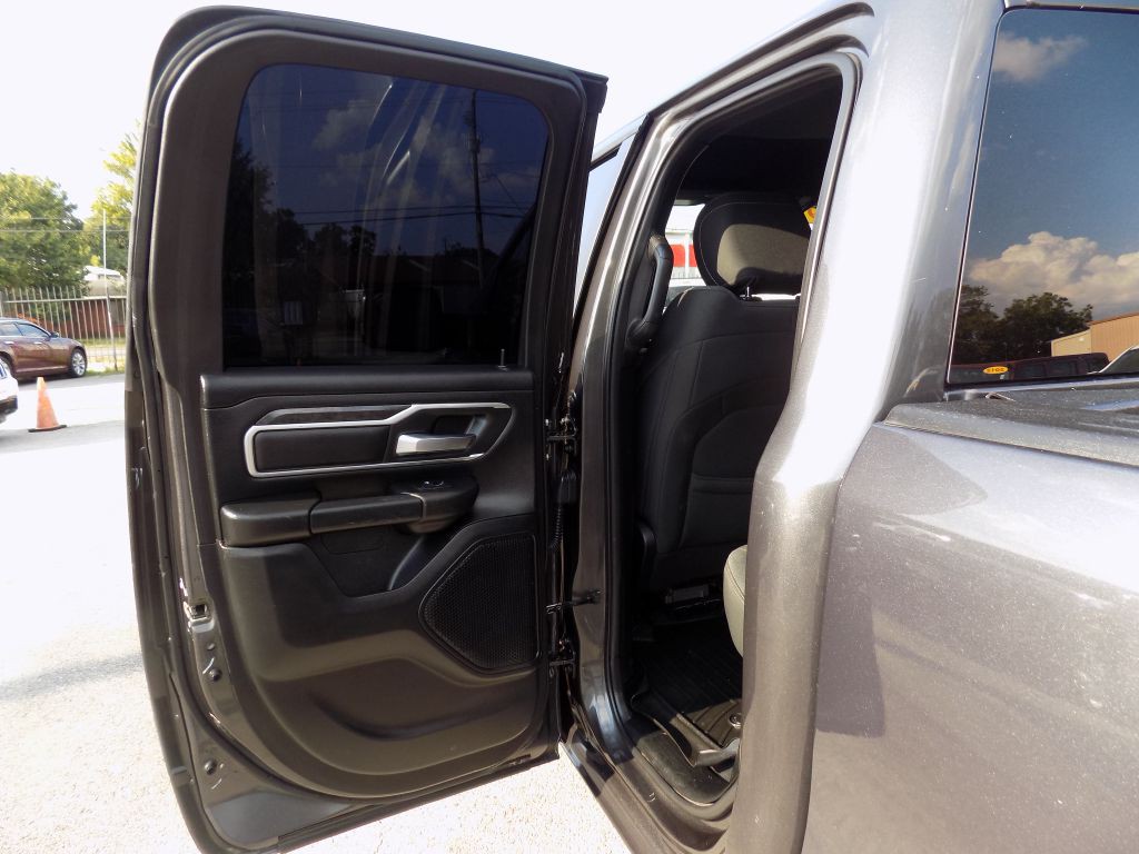 2019 RAM 1500 Image 12
