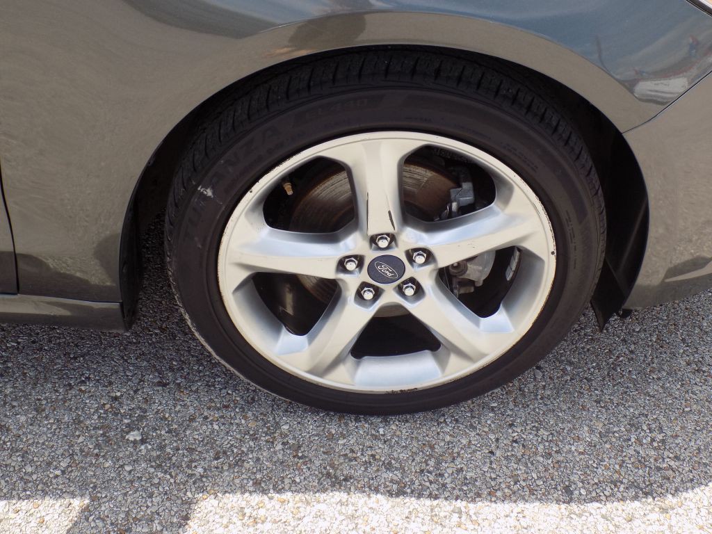 2016 Ford Fusion Image 20