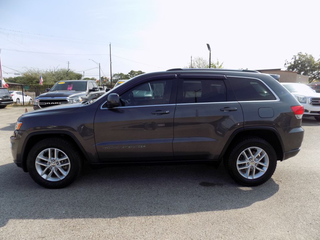 2017 Jeep Grand Cherokee Image 3
