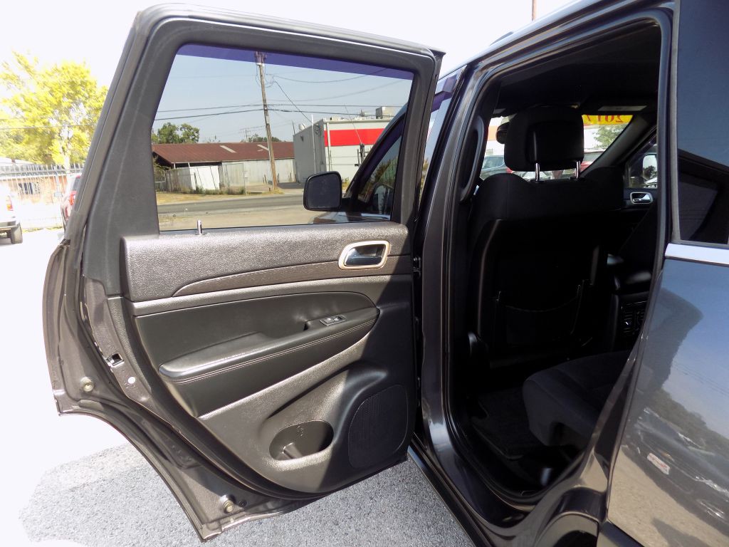 2017 Jeep Grand Cherokee Image 10