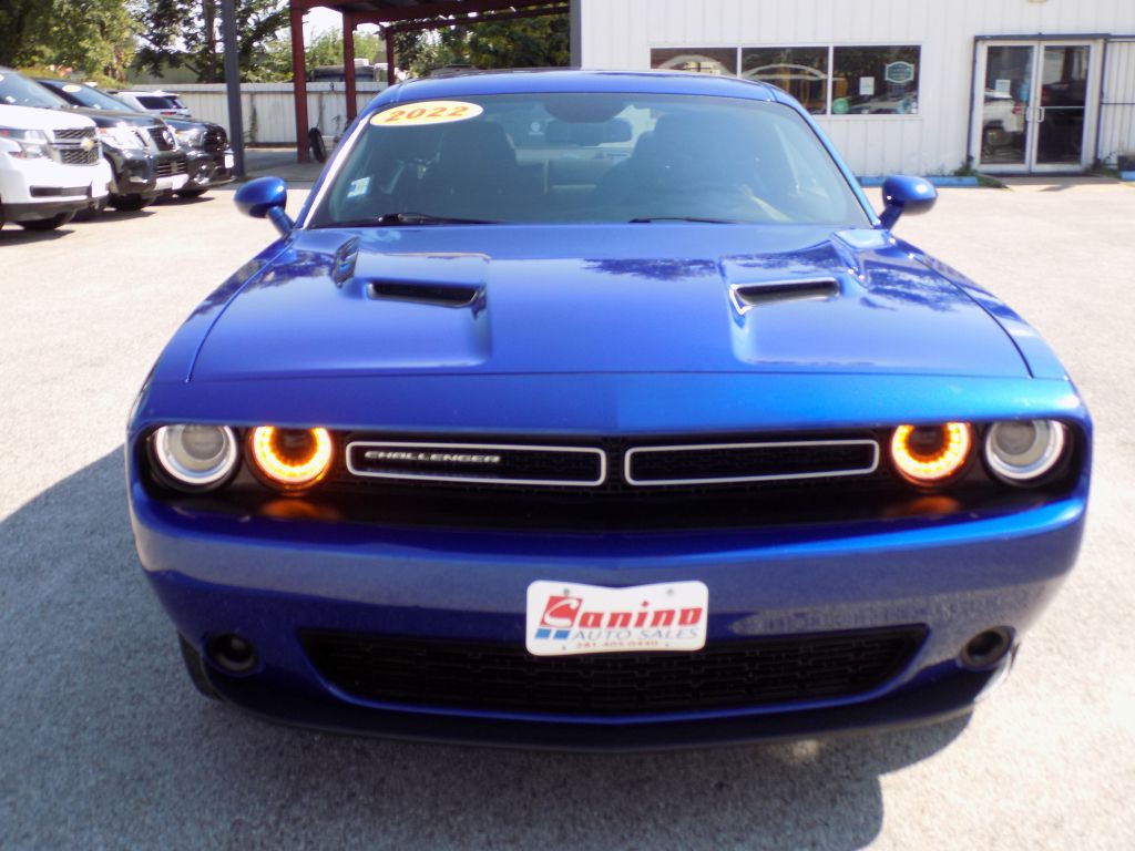 2022 Dodge Challenger Image 1