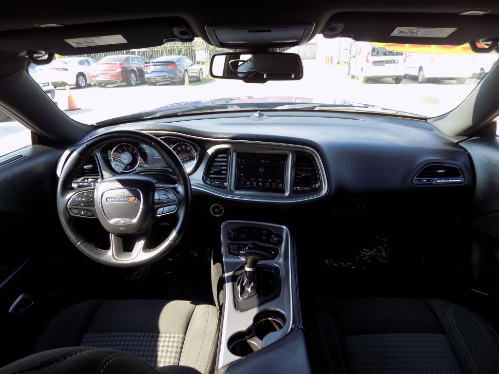 2022 Dodge Challenger Image 20