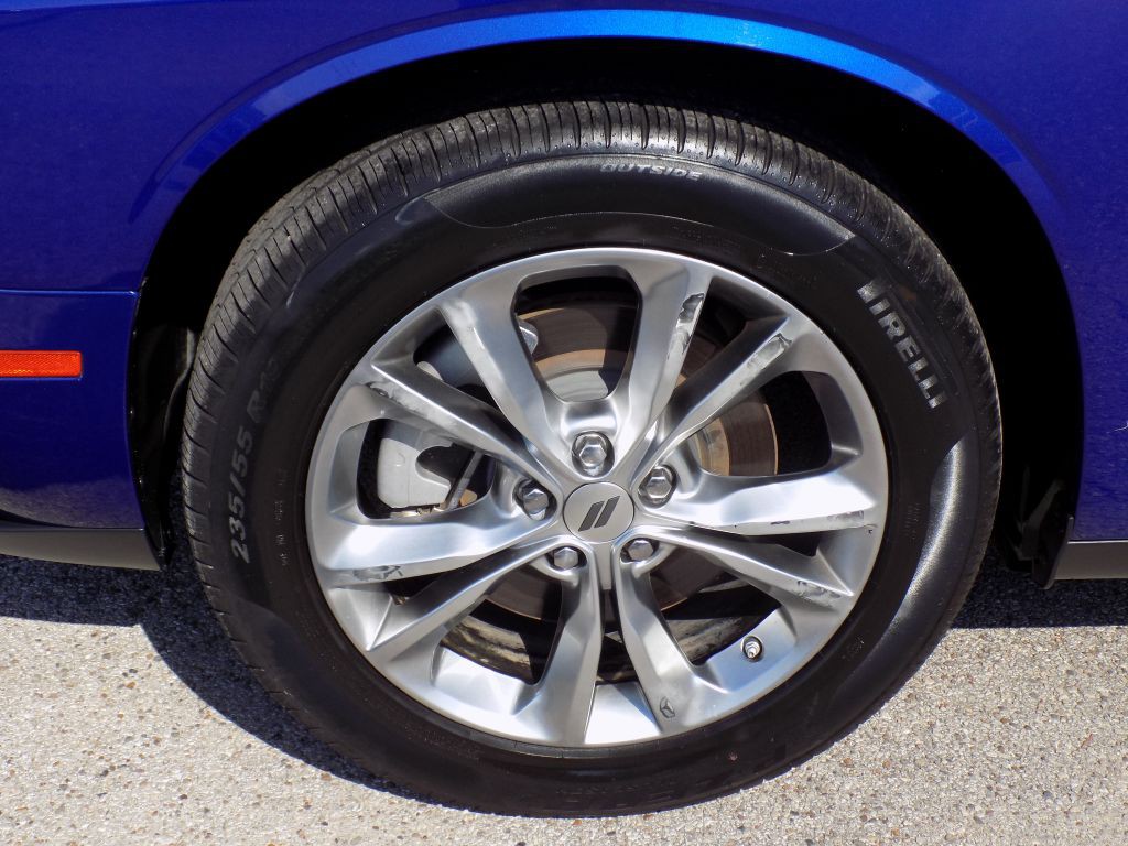 2022 Dodge Challenger Image 21