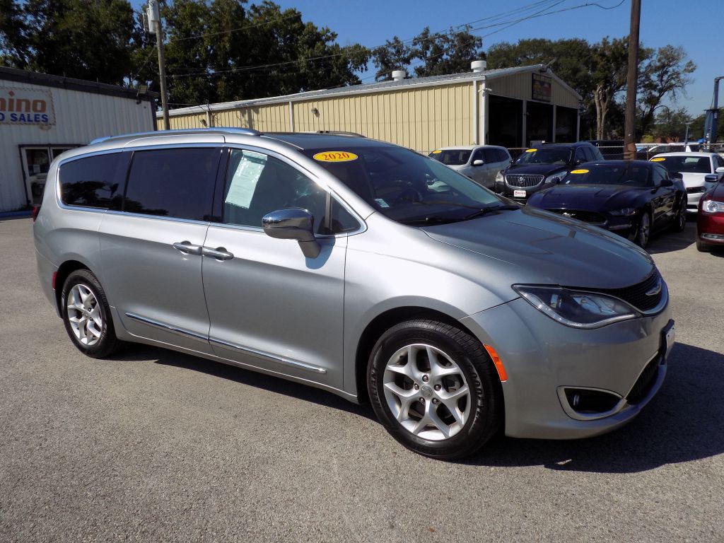 2020 Chrysler Pacifica Image 8