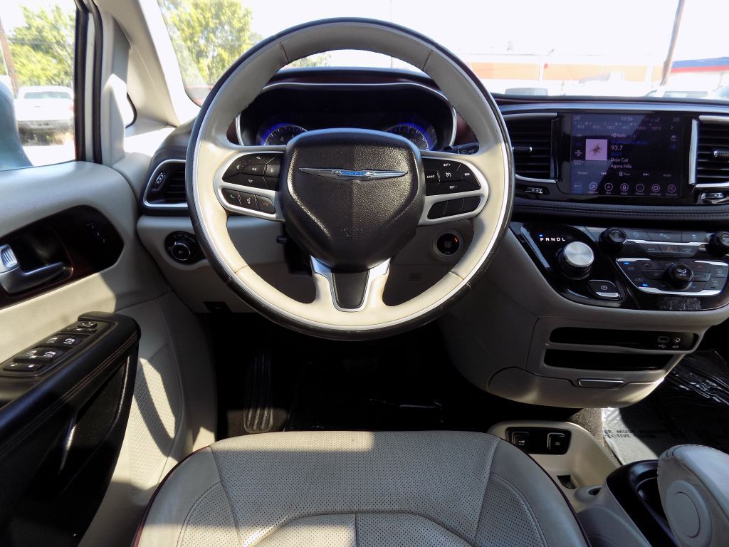 2020 Chrysler Pacifica Image 20