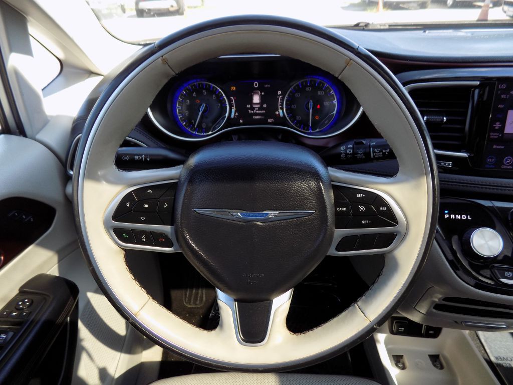2020 Chrysler Pacifica Image 21