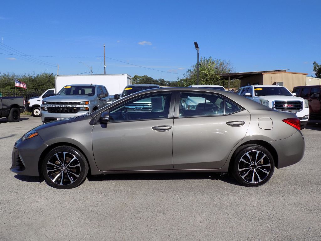 2018 Toyota Corolla Image 3