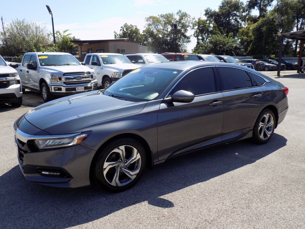 2018 Honda Accord Image 2