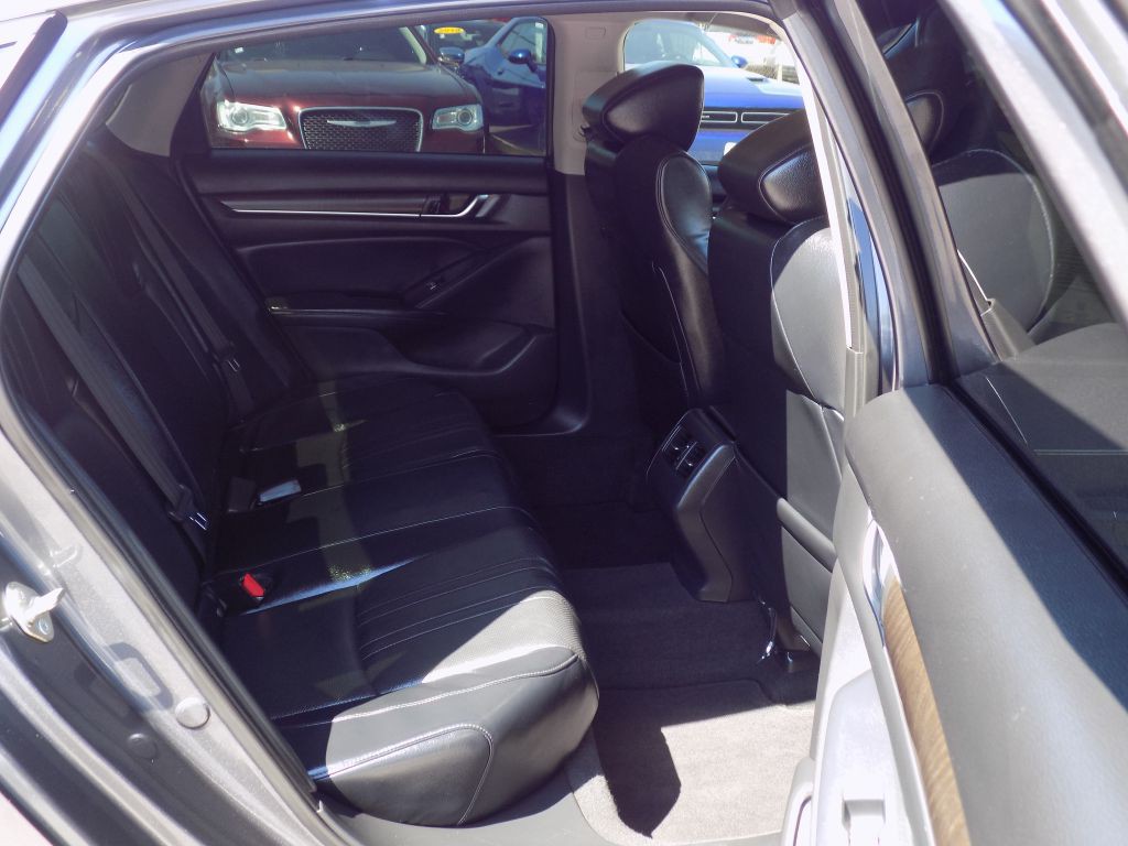 2018 Honda Accord Image 14