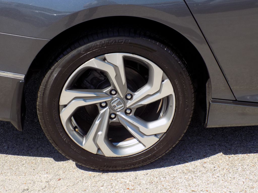 2018 Honda Accord Image 26