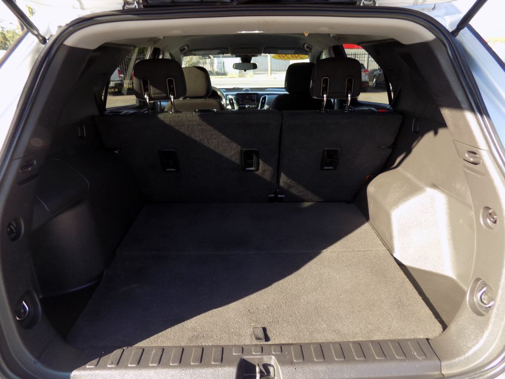 2020 Chevrolet Equinox Image 18