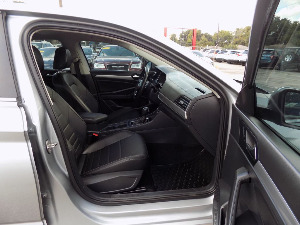 2021 Volkswagen Jetta Image 14