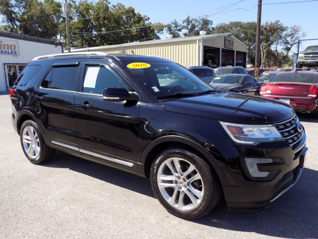 2016 Ford Explorer Image 8