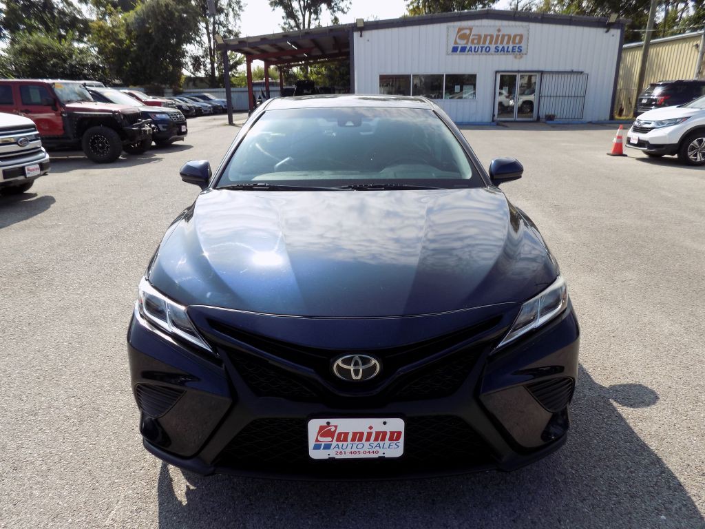 2018 Toyota Camry Image 1