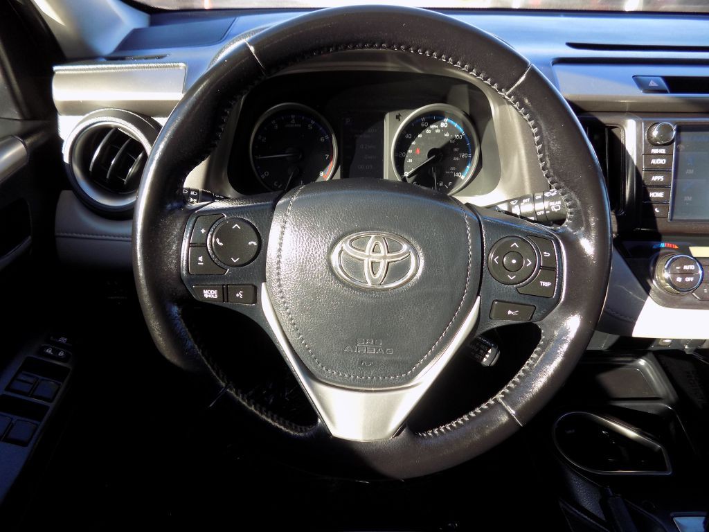 2017 Toyota Rav4 Image 24