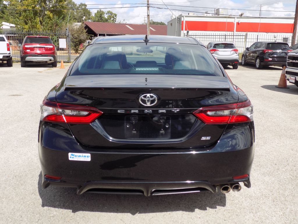 2022 Toyota Camry Image 5